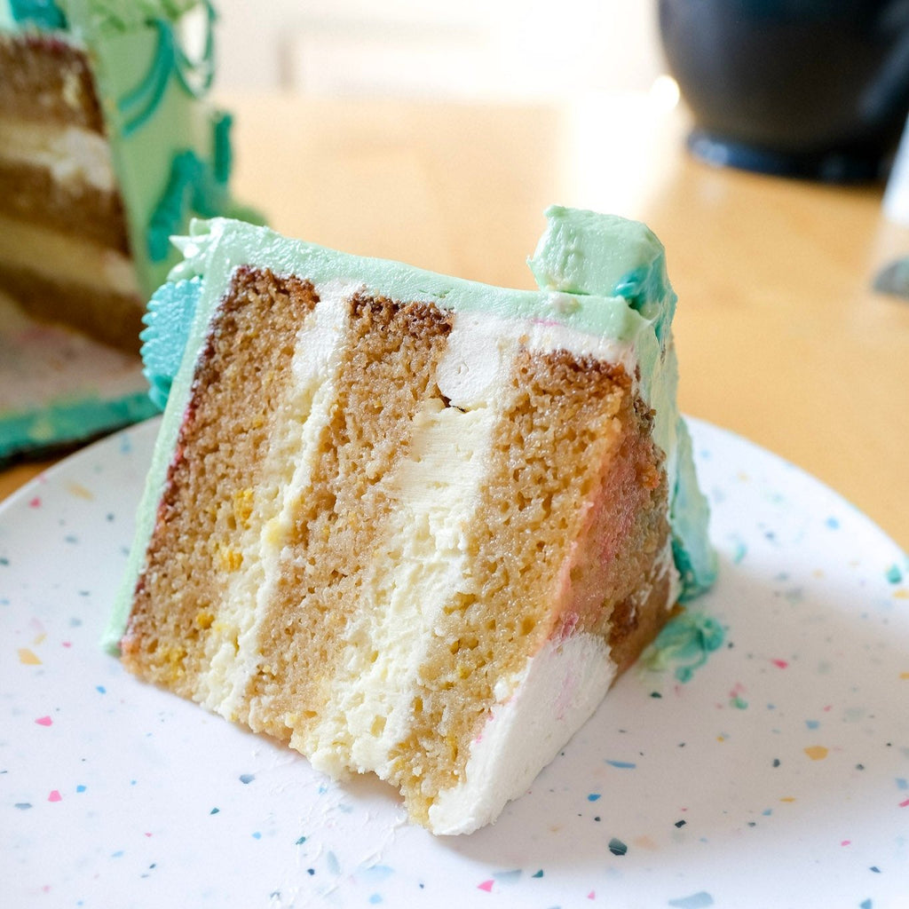 A vanilla slice of cake 