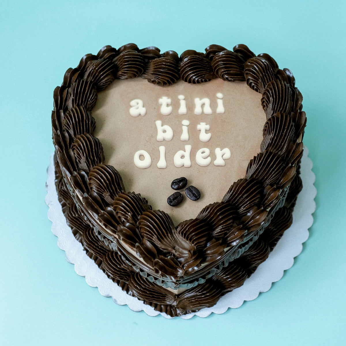 Bit Bit Cake A Tini Bit Older Espresso Martini Cake – Padoca Bakery