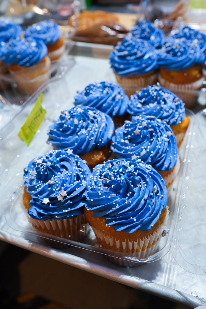 space themed cupcakes 