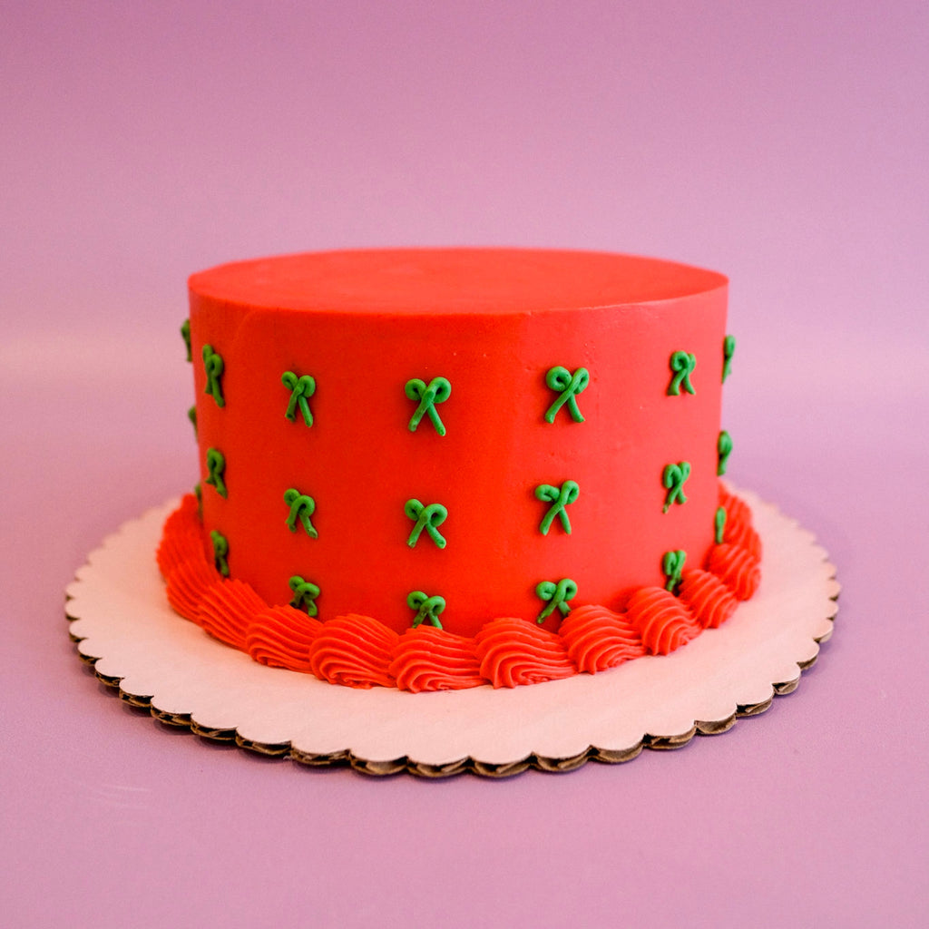 Little bow red and green Christmas cake