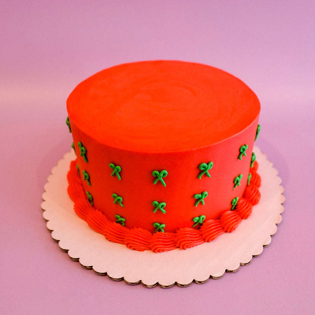 Little bow red and green Christmas cake