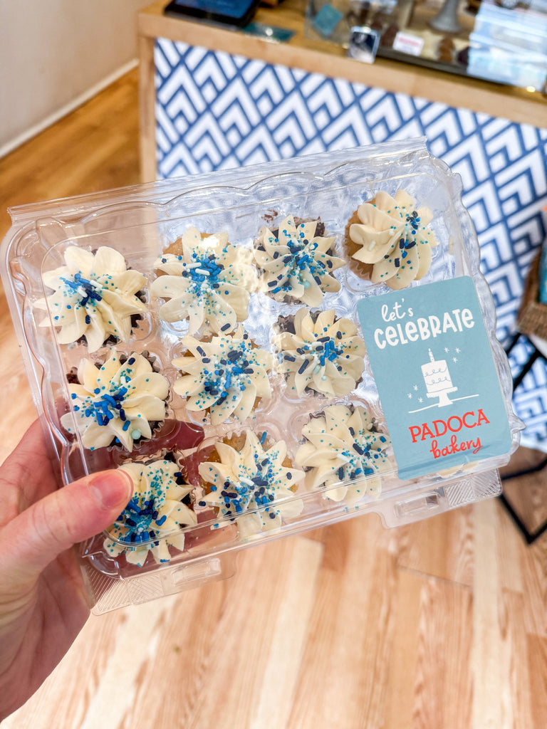 Mini Hanukkah Cupcakes